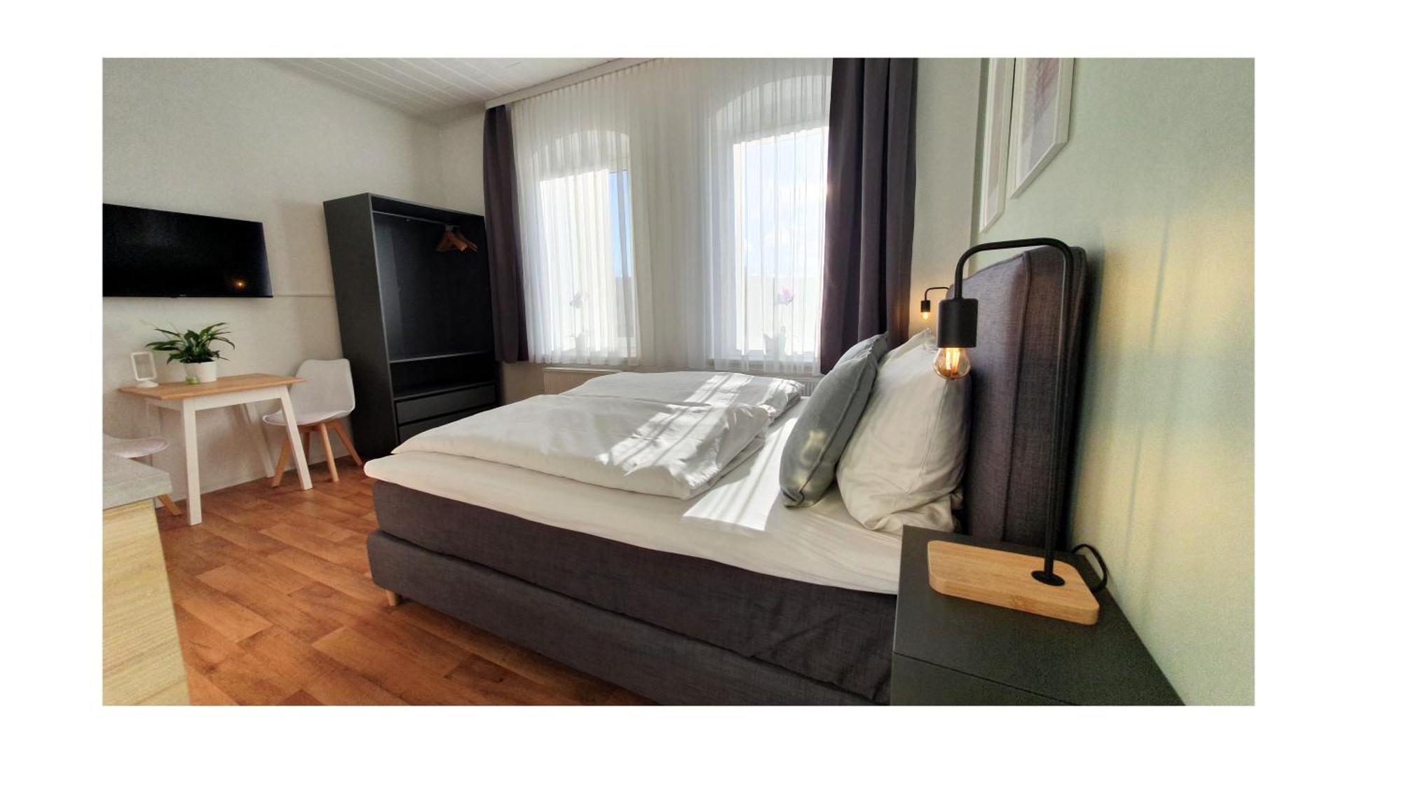 Good Stay Aparthotel Mit Kostenlosen Parkplaetzen Dresden Bagian luar foto