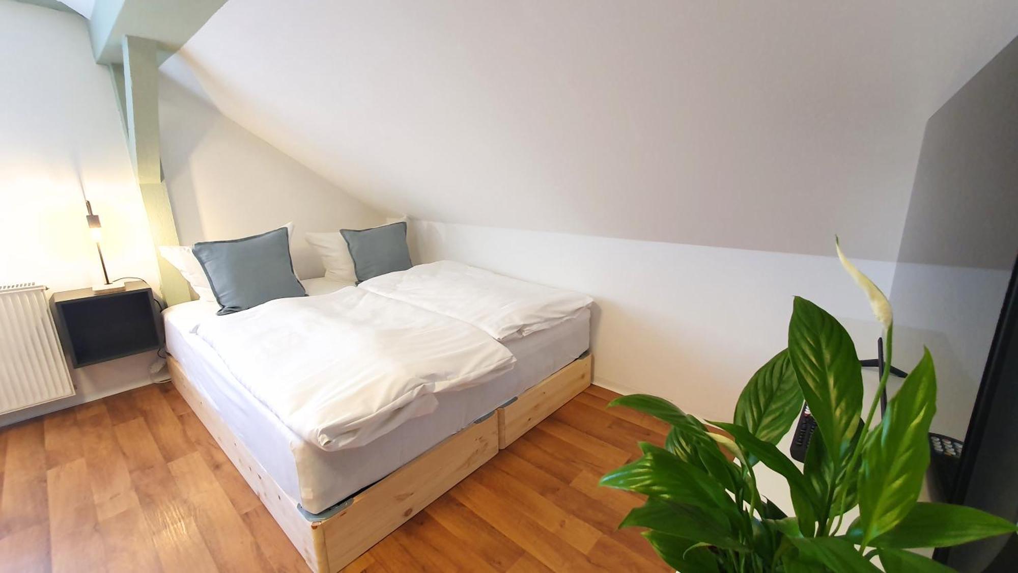 Good Stay Aparthotel Mit Kostenlosen Parkplaetzen Dresden Bagian luar foto